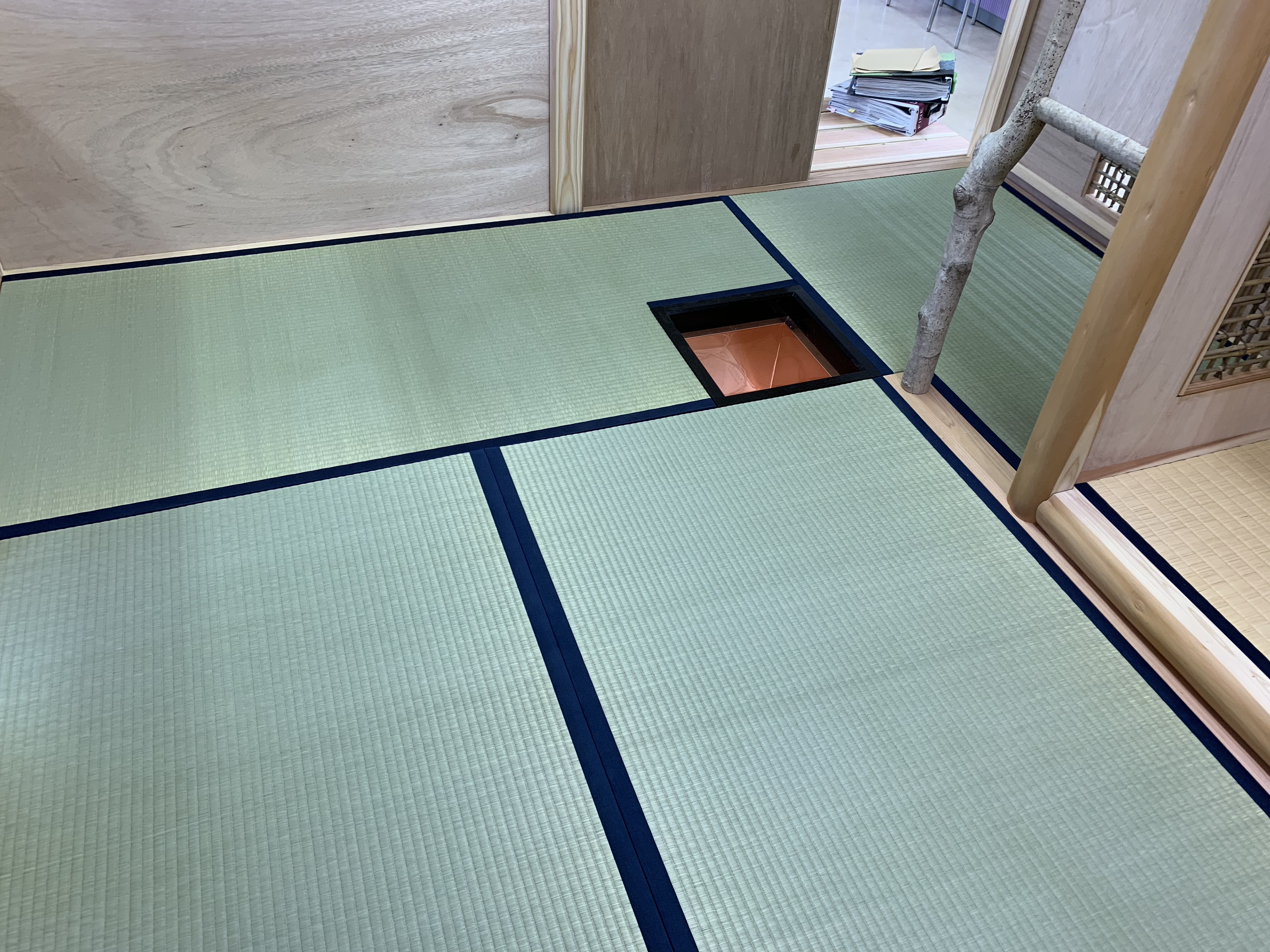 炉のある茶室の畳 ヘリの色 台目畳とは 佐賀の畳屋 畳替えは青畳工房